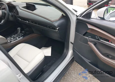 2025 Mazda Cx-30 2.5 S Premium Package z USA, uszkodzony, nr VIN 3MVDMBDM7SM815518